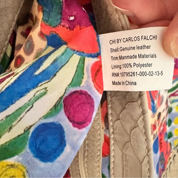 Chi Carlos Falchi ivory cream leather fringe  boho crossbody purse bag - Picture 8 of 9